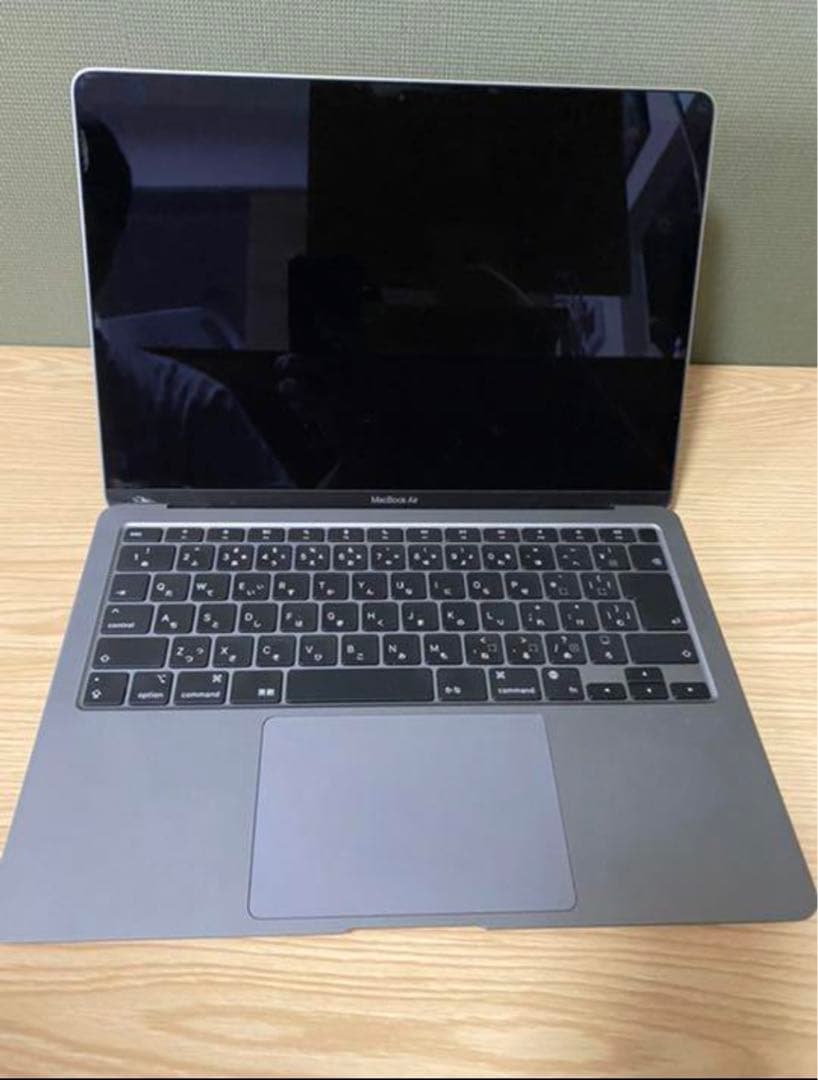 MacBook Air 2020 M1チップ　13インチ