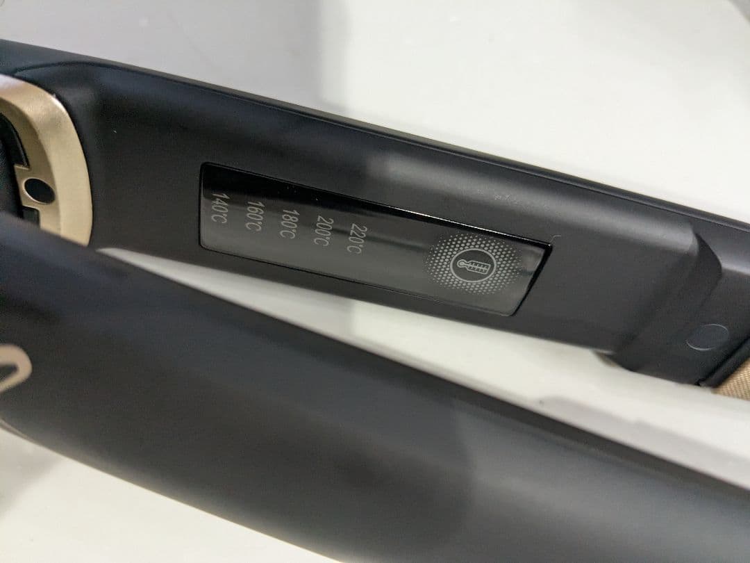 KINUJO ストレートヘアアイロン デジタル表示　ほぼ新品