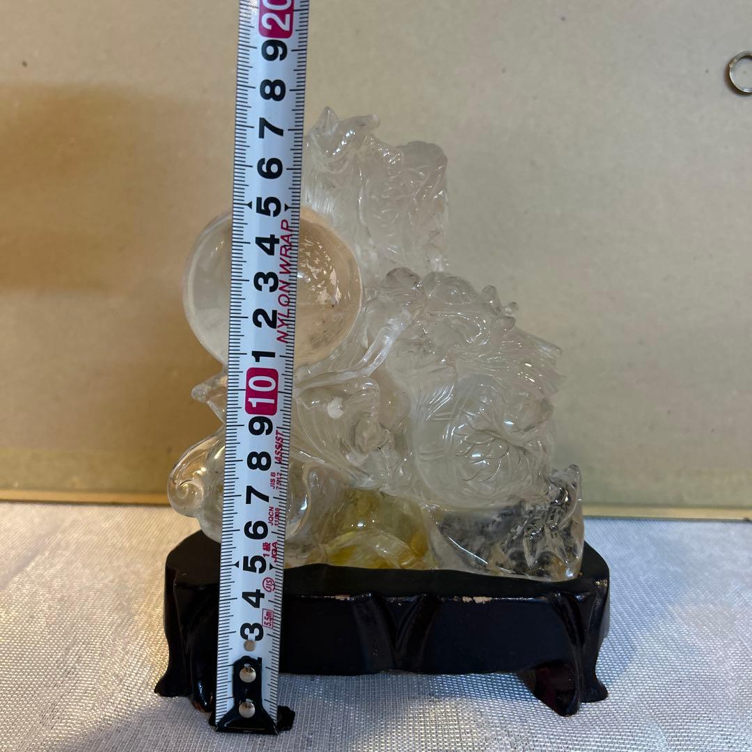 天然水晶 彫刻品 風水置物 龍と水晶球 1527g