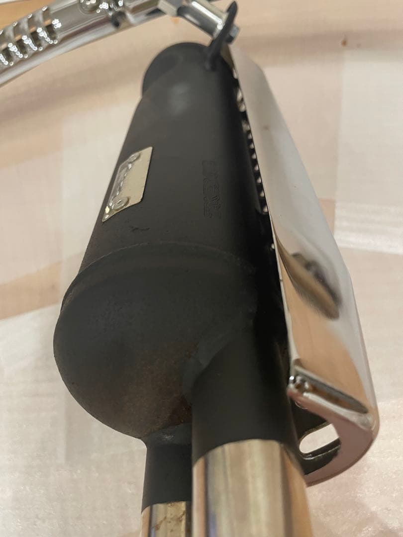 【美品】TAKEGAWA スクランブラーマフラー（アップ)(政府認証）