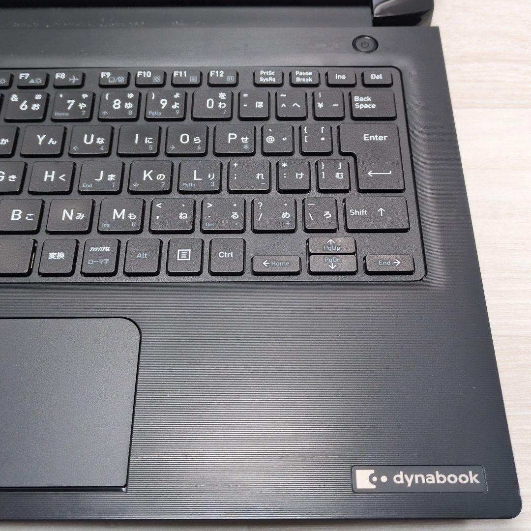 DynaBook 第11世代 i5 8GB 256GB 13.3インチP027