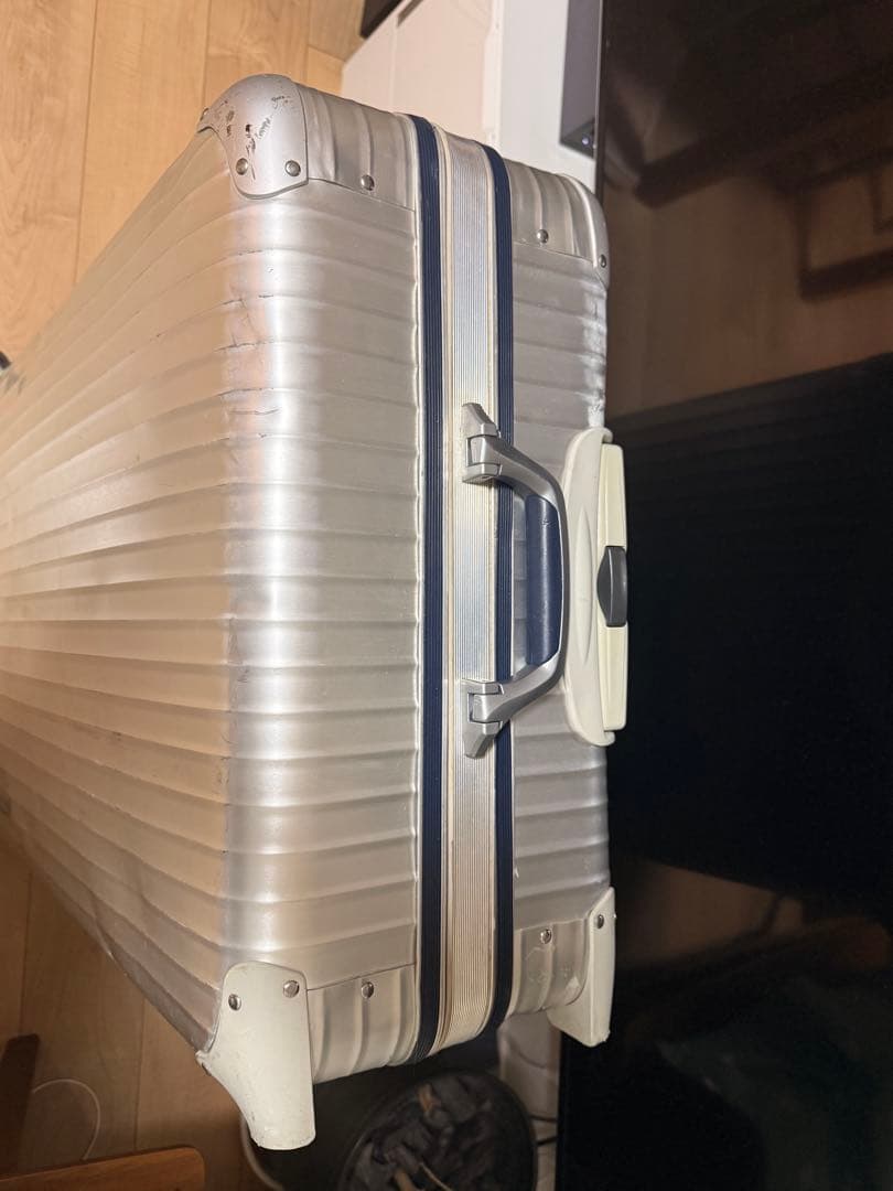 ■RIMOWA■リモワ■トパーズ■シルバーインテグラル82L 4輪　スーツケース