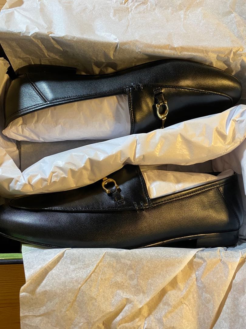 新品未使用COACH 黒ローファー 金具付き