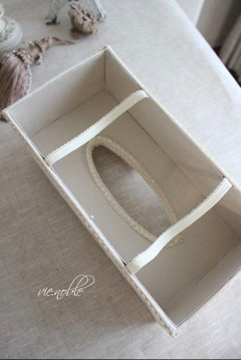 ハンドメイド作品エレガントティッシュケース