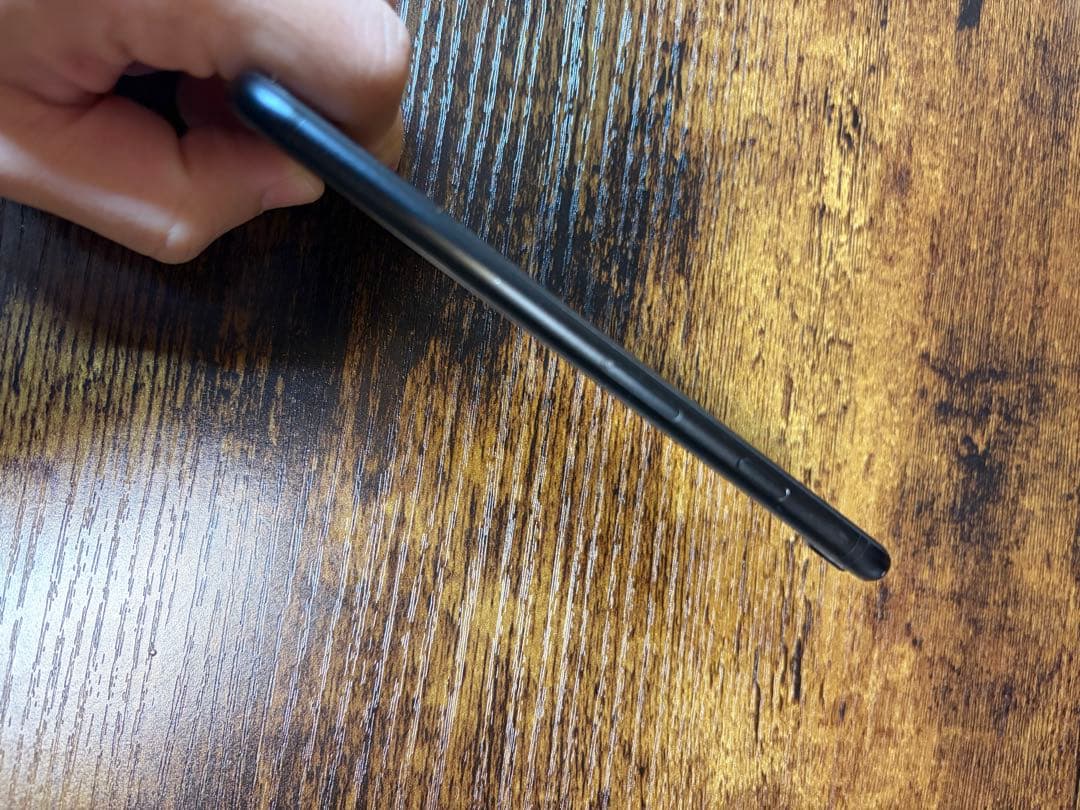 【目立った傷汚れなし】iPhoneSE 第2世代 (SE2) ブラック 64GB