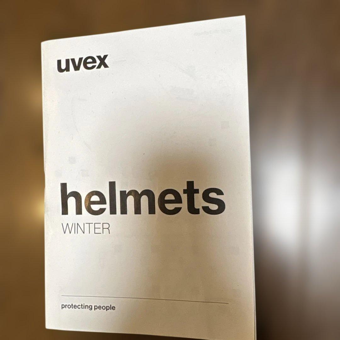 美品【uvex 】スキーヘルメット インビクタス　ミップス　 日本正規品