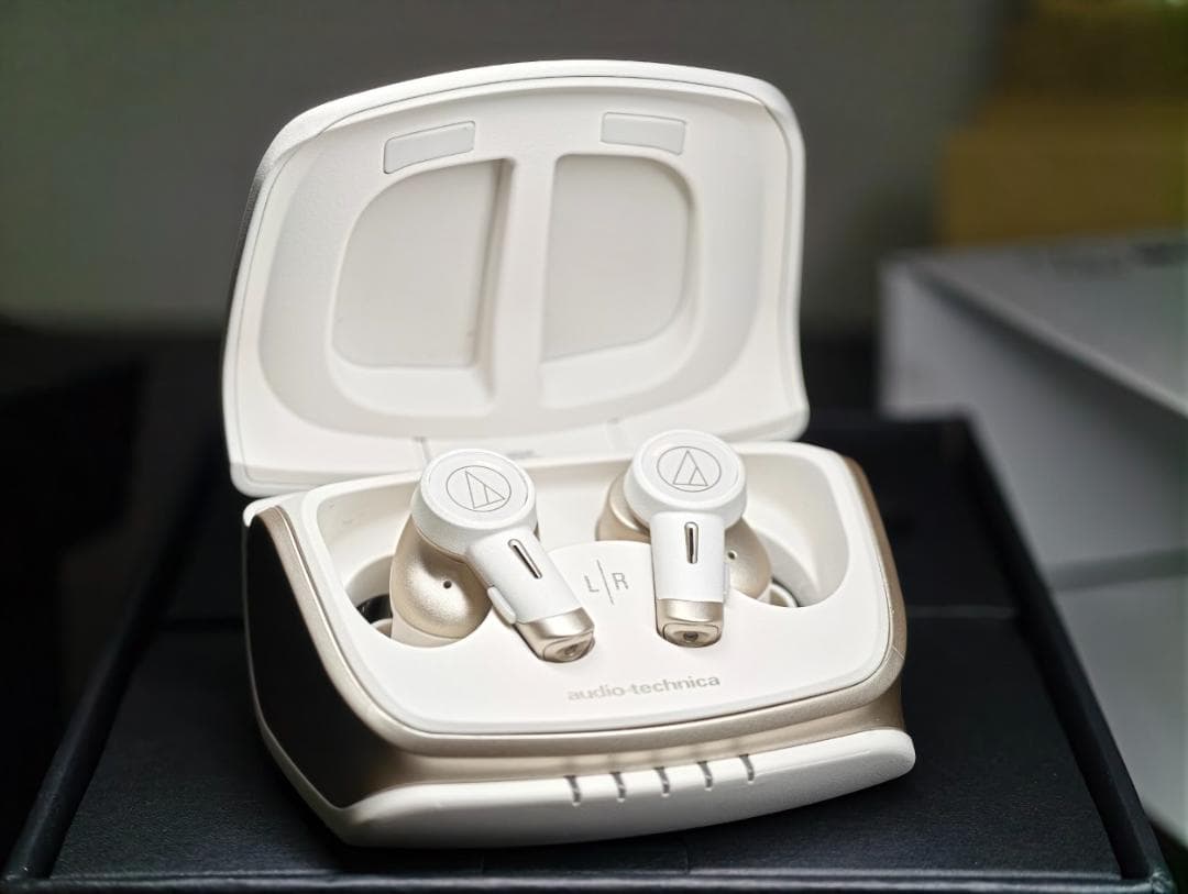 ★新品同様★Audio-Technica ATH-TWX9MK2 ホワイト