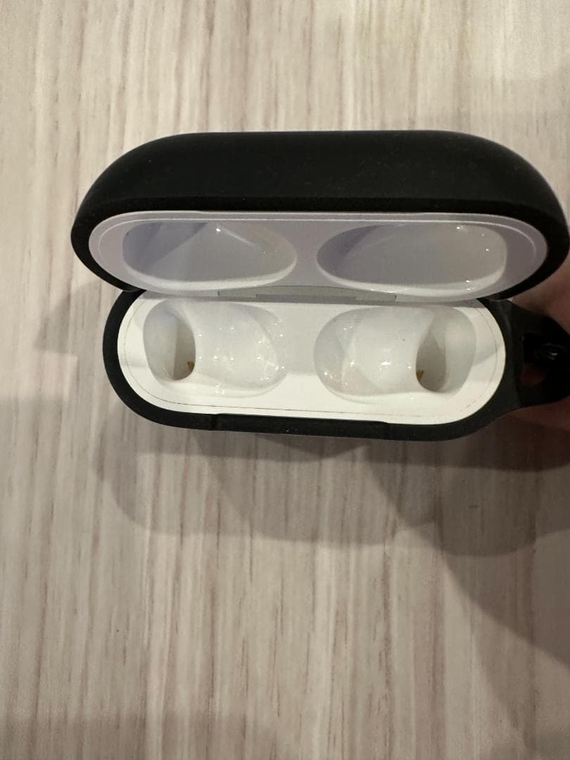 Apple AirPods Pro2 本体　Lightning