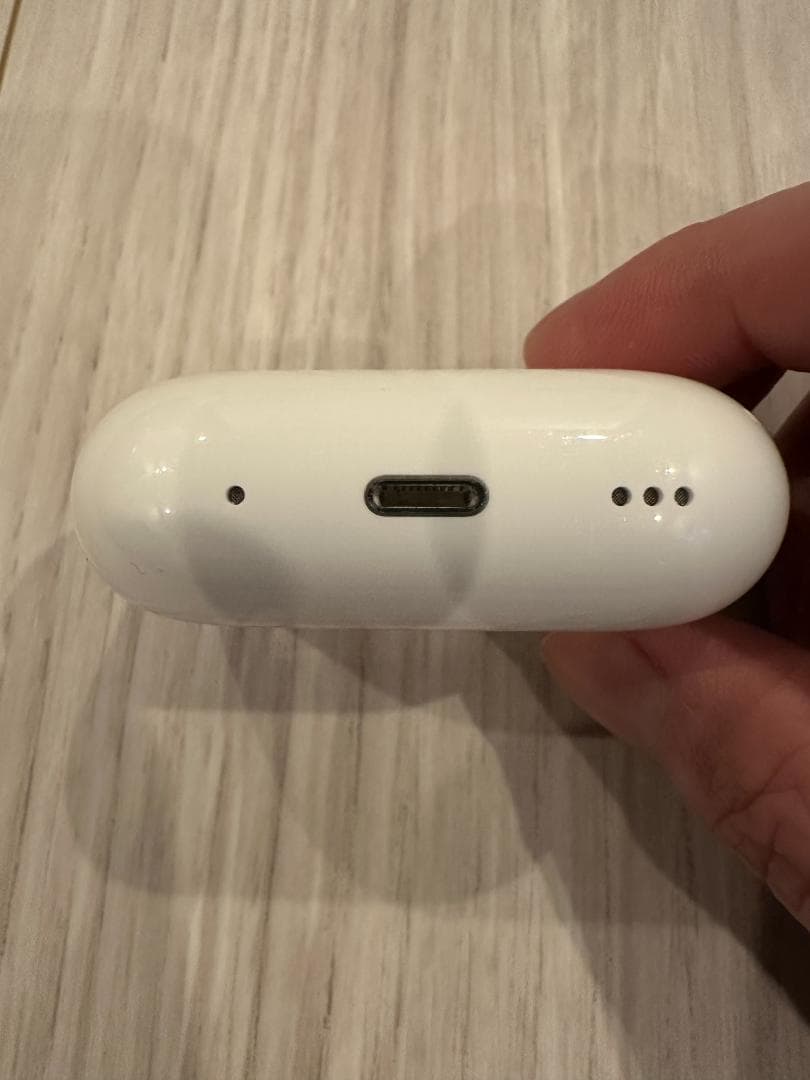 Apple AirPods Pro2 本体　Lightning