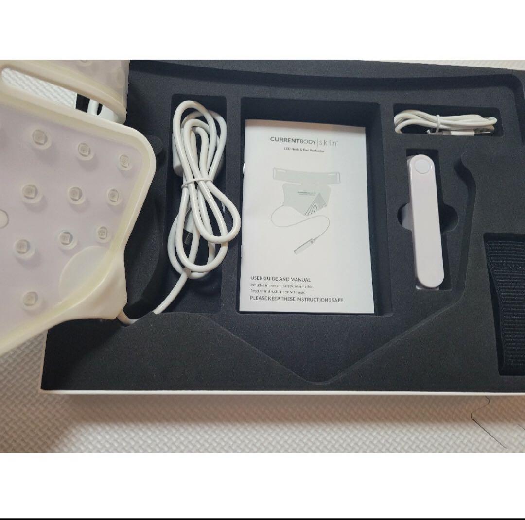 CurrentBody skinネック＆デック パーフェクター LED美顔器