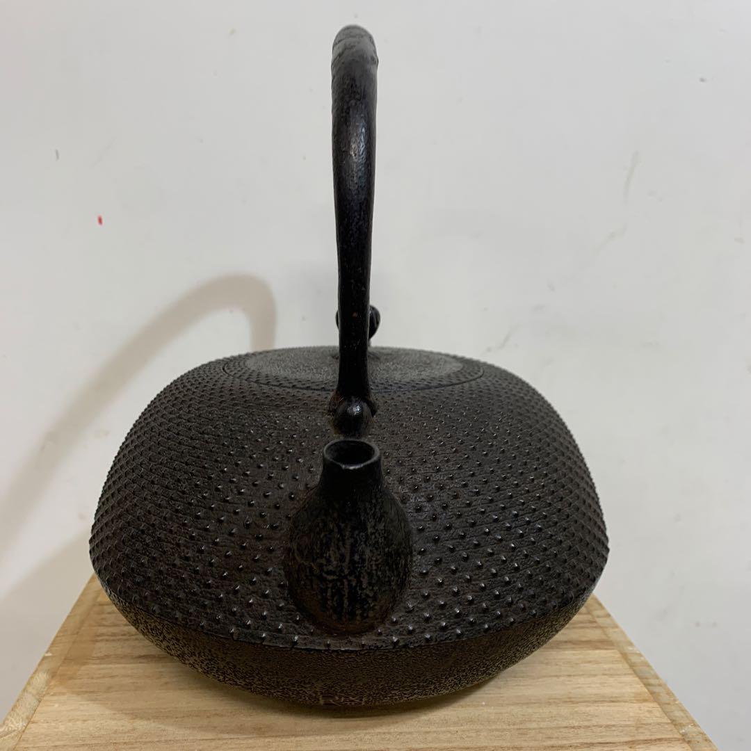 未使用品　南部藩御用鋳物師　１６代鈴木盛久(成郎)作 鉄瓶