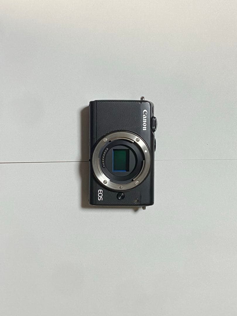 EOS M100 ダブルズームキット