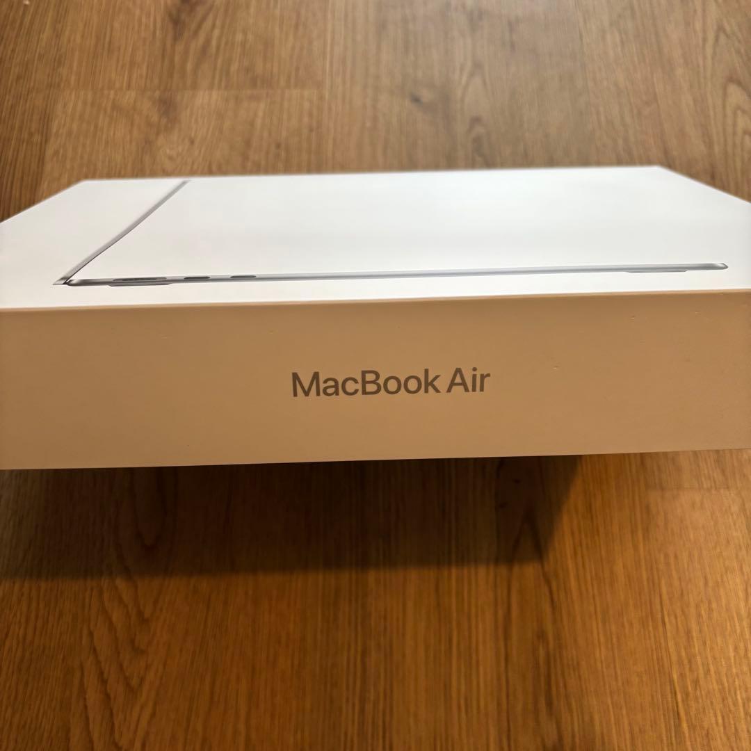 【美品】MacBook Air M2 13.6 8GB 256GB