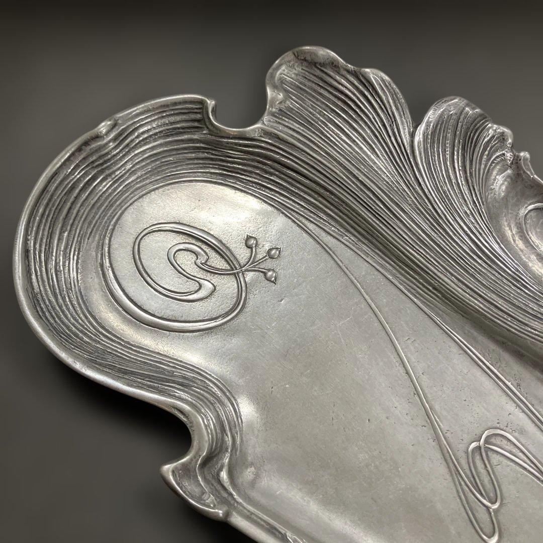 アール・ヌーヴォーデザイン ピュータートレー