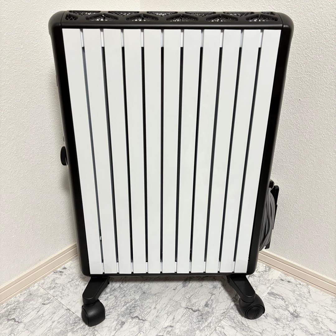 美品✨除菌済み✨リモコン未使用　デロンギ　ヒーター　ブラック　MDHU15-PB