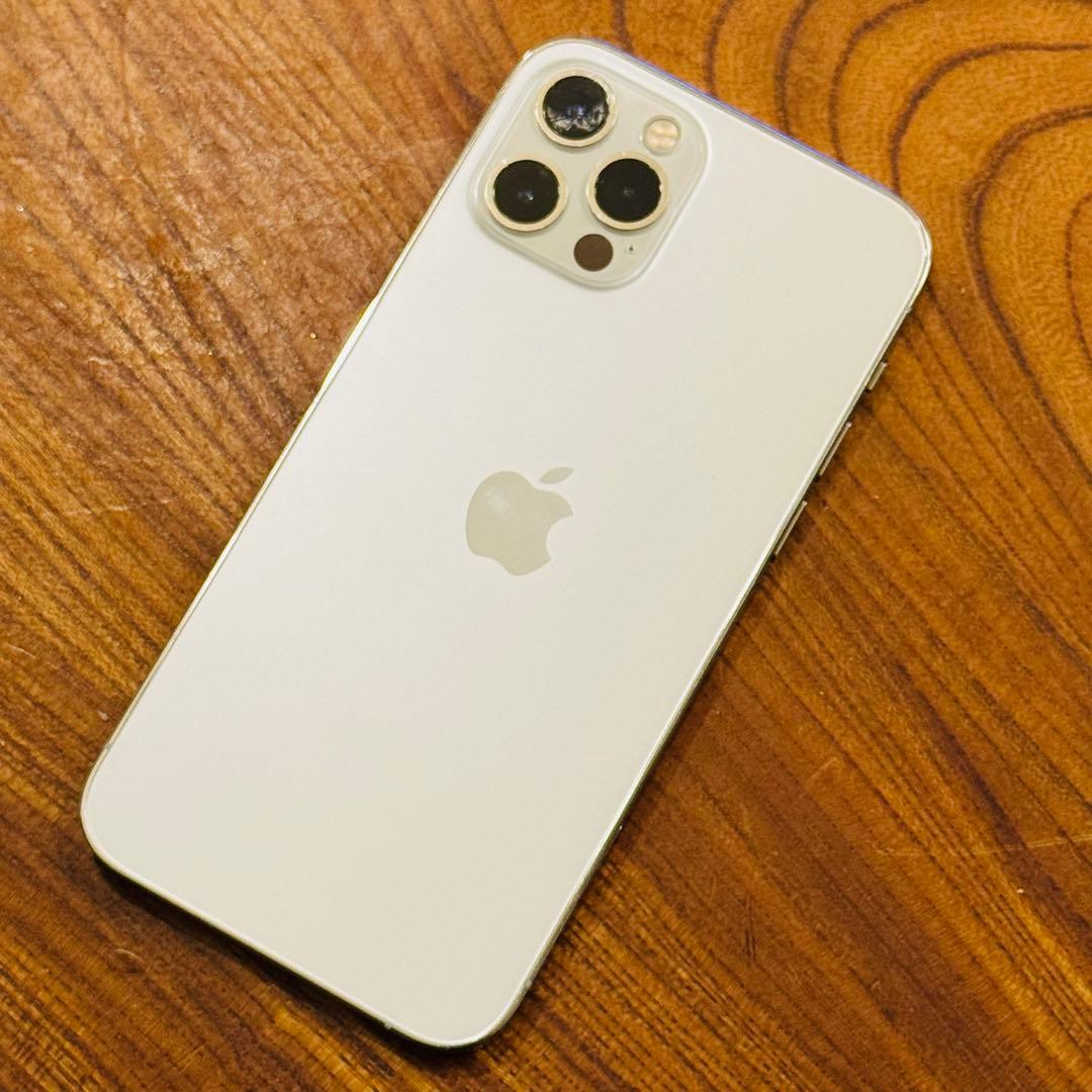 iPhone 12 Pro シルバー 256GB SIMフリー【訳あり特価】