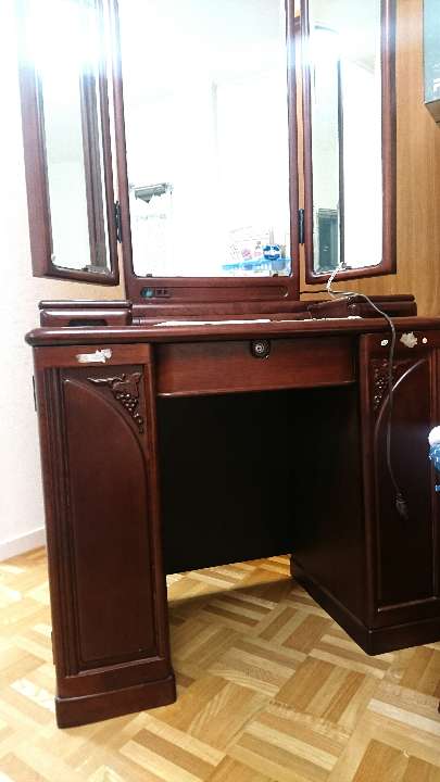 ◆ドレッサー　三面鏡　レトロ アンティーク　椅子もあります◆