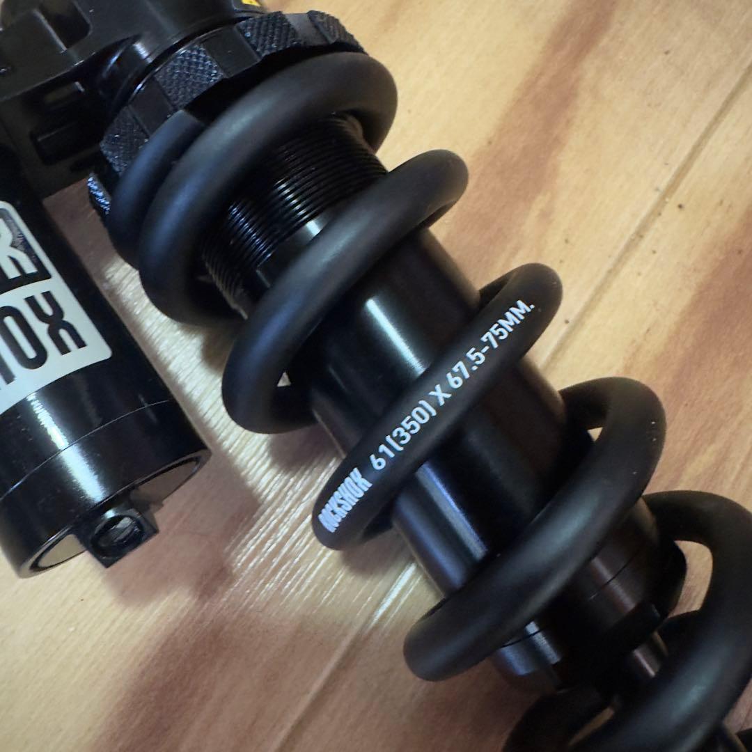 RockShox DH用リアショック 未使用品