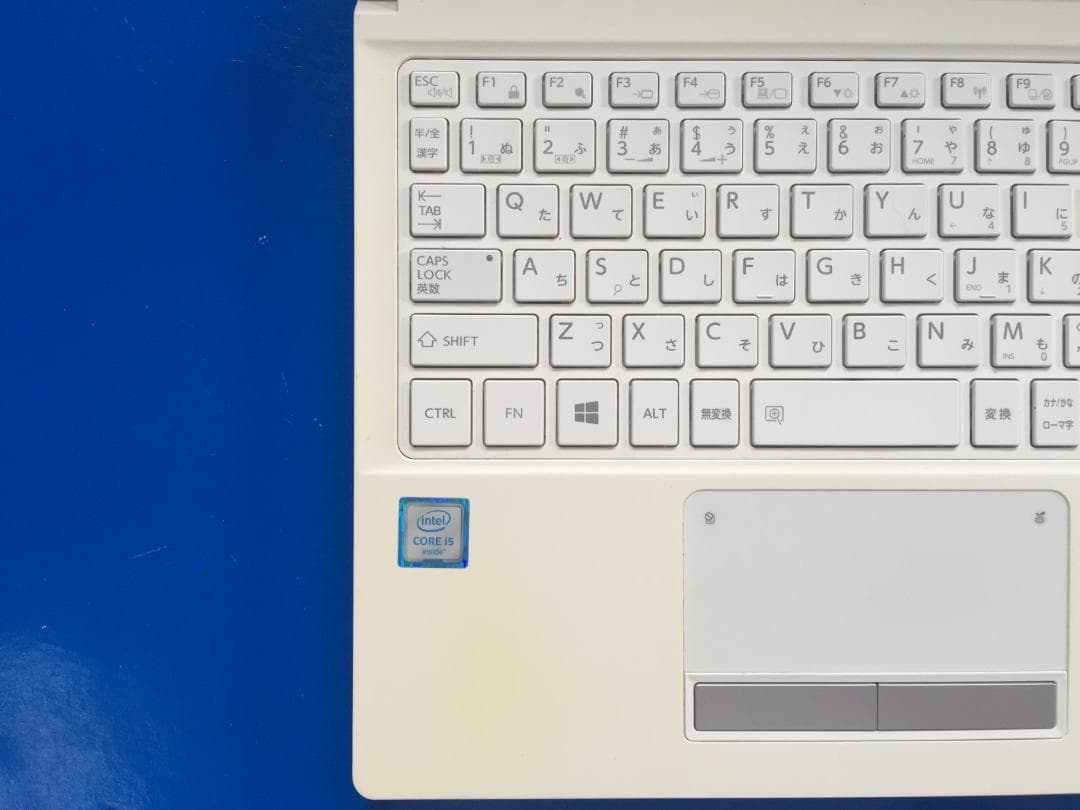 東芝 dynabook RX73/TWP フルHD 13.3型コンパクトノート