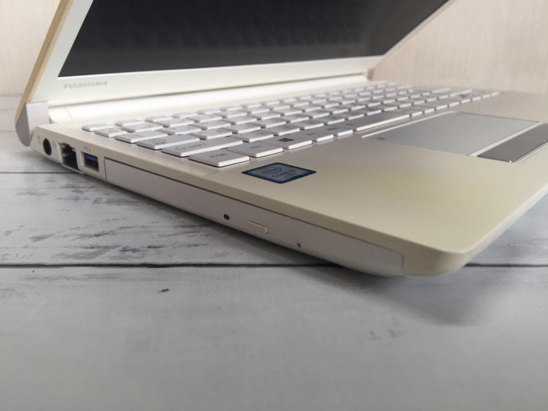 東芝 dynabook RX73/TWP フルHD 13.3型コンパクトノート