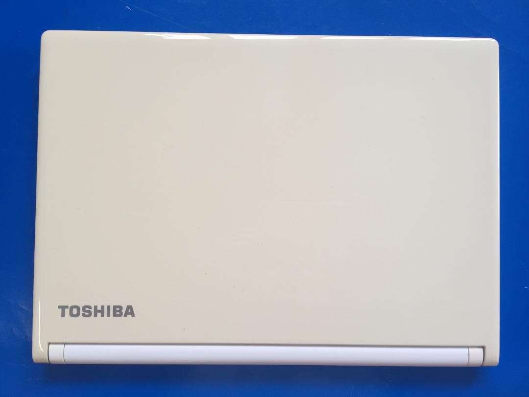 東芝 dynabook RX73/TWP フルHD 13.3型コンパクトノート