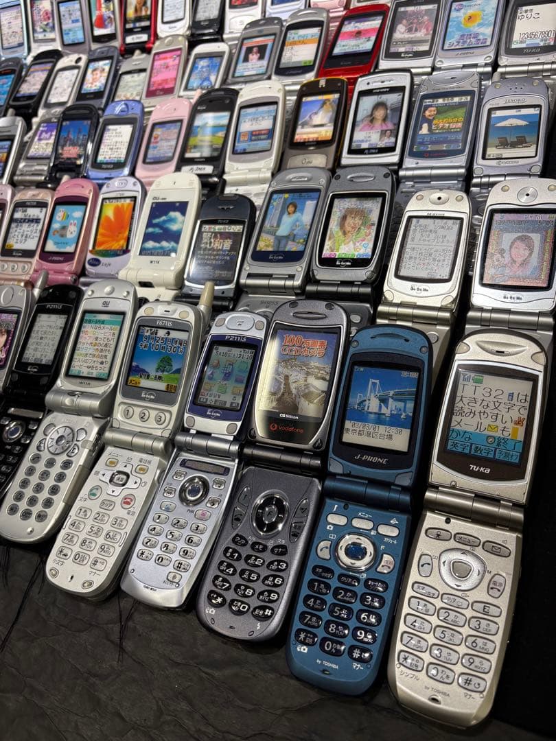 【まとめて90点セット】モックアップ 販売店模型 携帯電話 ガラケー