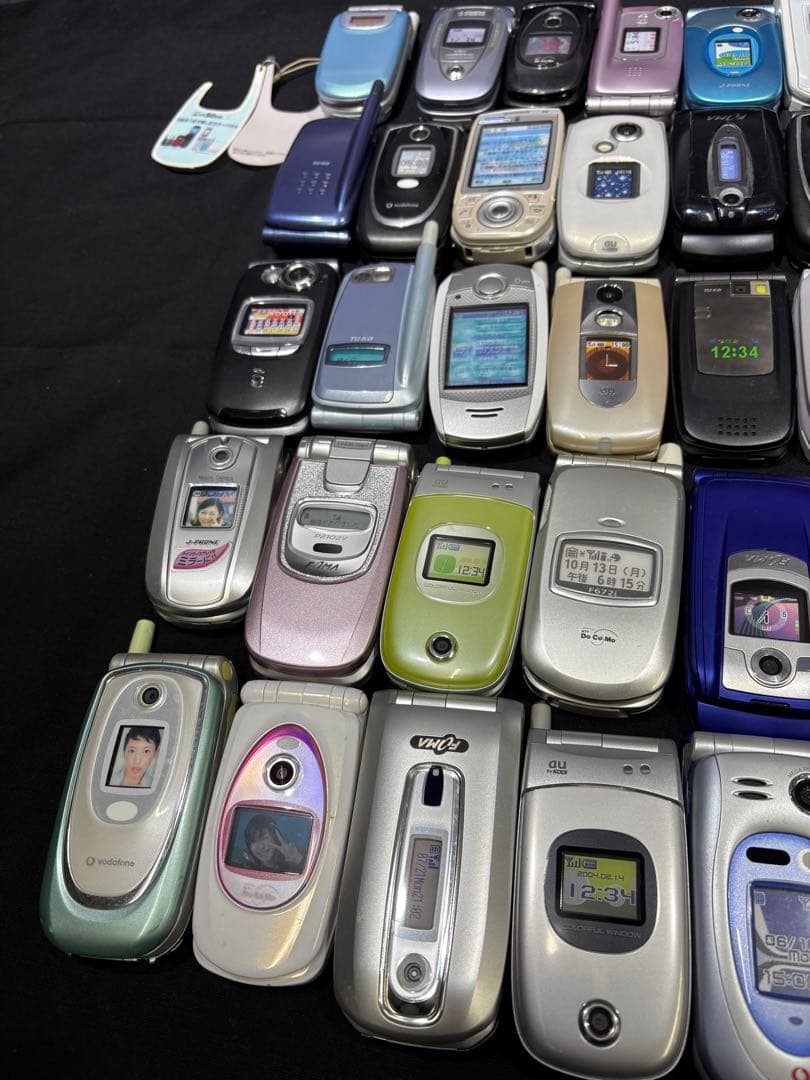 【まとめて90点セット】モックアップ 販売店模型 携帯電話 ガラケー