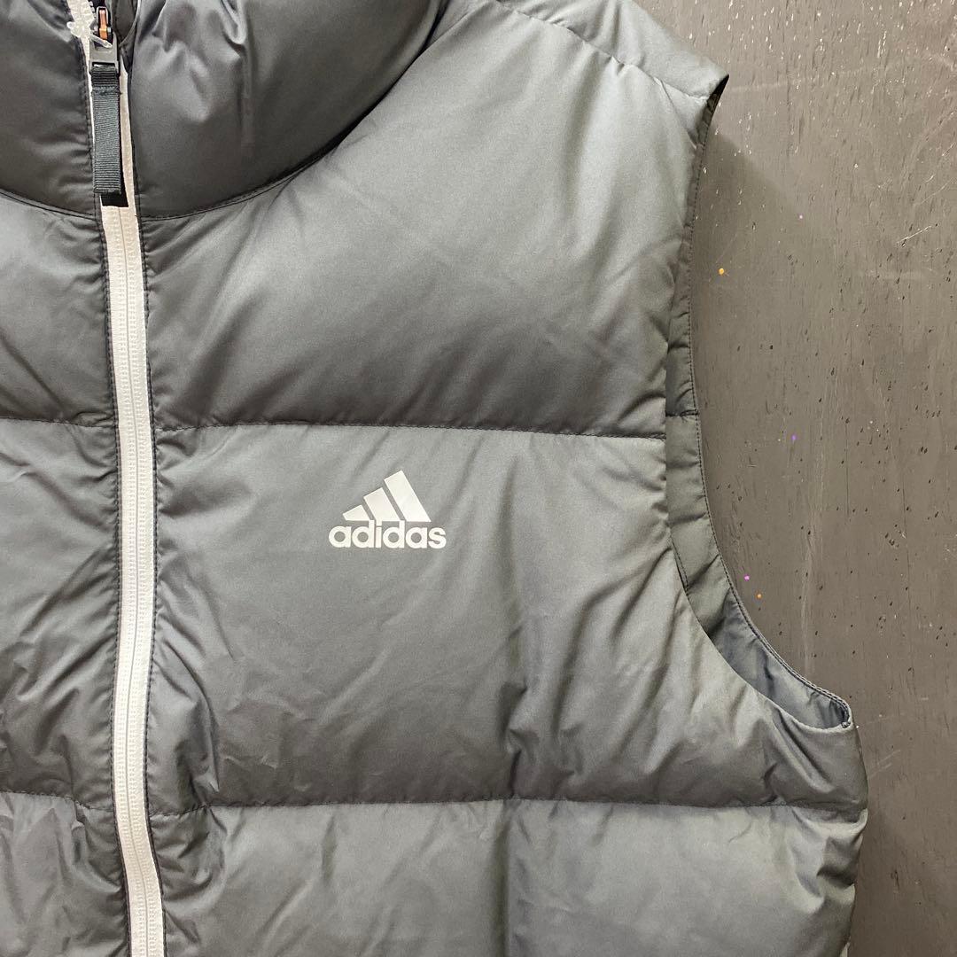 【新品】ダウンベスト アディダス GE9979