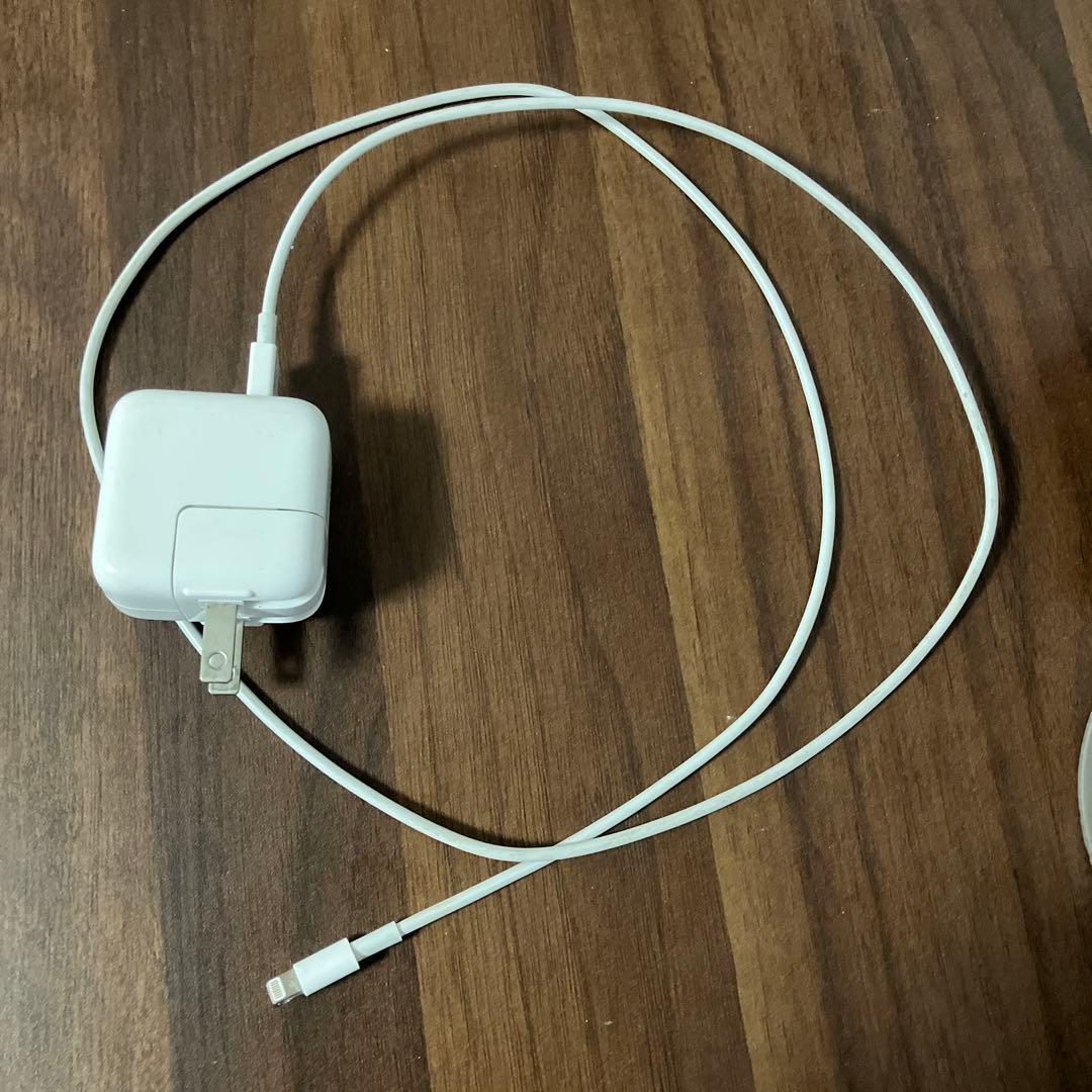 Apple iPad Air 第3世代 64GB Wi-Fiモデル ゴールド