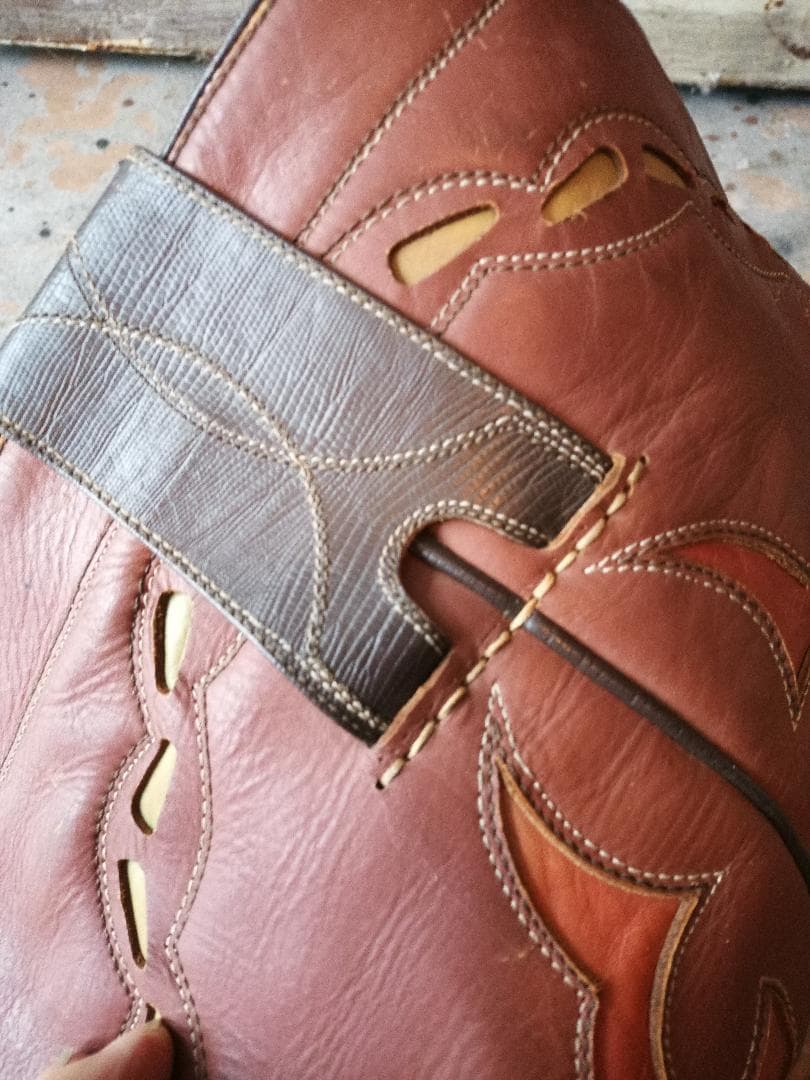 【Vintage】刺繍カウボーイブーツ｜ビッグサイズ モックアップモデル