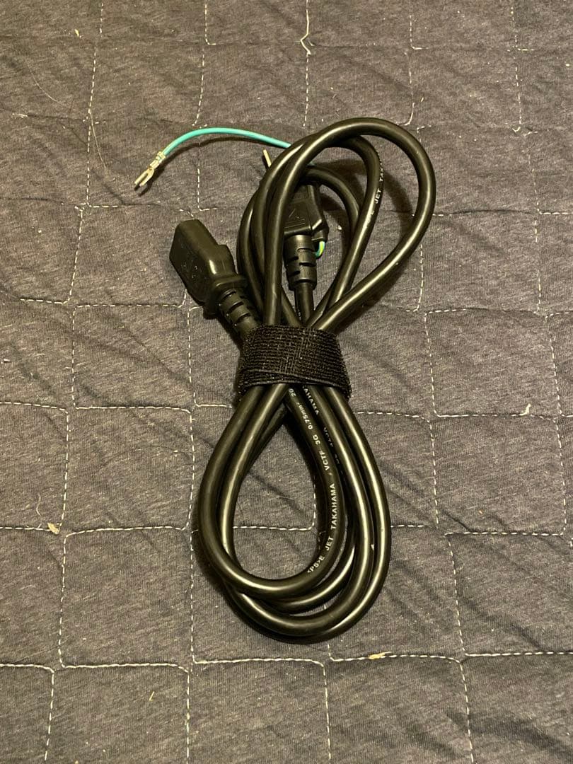 SANYO プロジェクター　2000lm LP-WXU10(K)