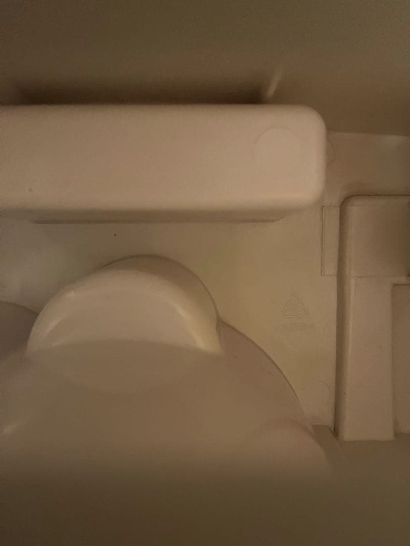 【2回使用のみ】シャープ プラズマクラスター 衣類乾燥除湿SHARP 除湿機