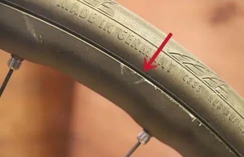 キシリウムエリート UST DISC チューブレス ホイールセット