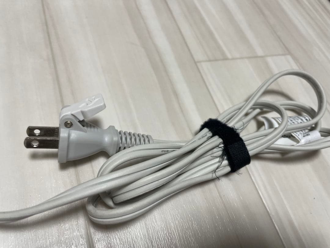 2023年購入 アムウェイ サテニーク バランスイオン ヘア ドライヤー ↓