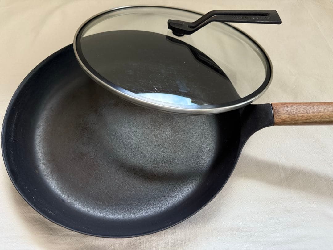 バーミキュラ　フライパン 26cm ガラス蓋付き