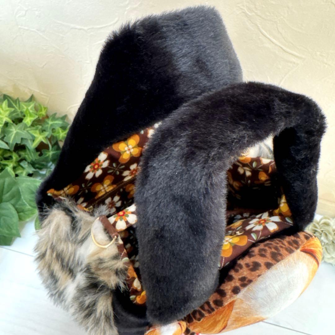 さ*ー様 コヤンイサムチョン♡私を見つめるシーズーちゃんのファートートバッグ！チ