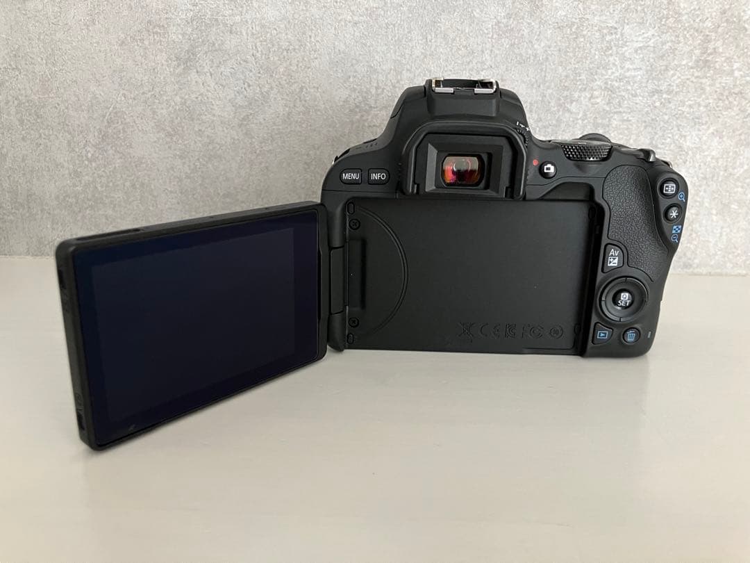 あーー★　canon/キャノン　一眼レフカメラ kissx9