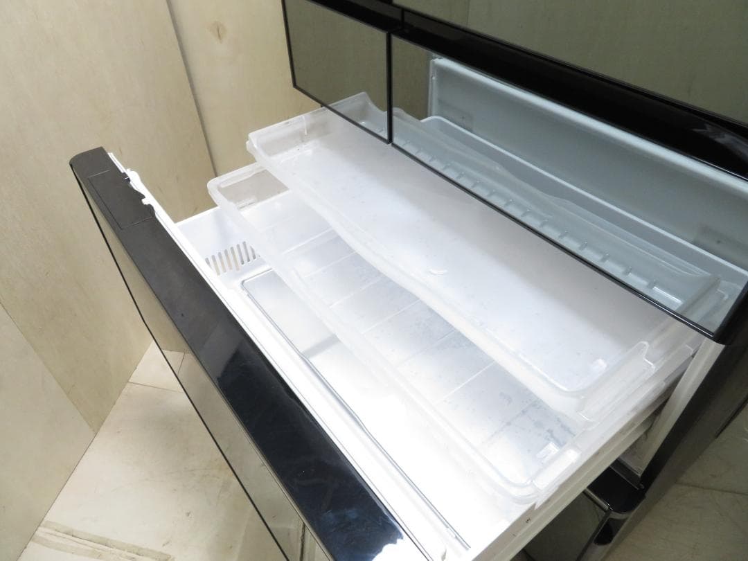 名古屋市内 近郊送料無料 日立 6ドア 冷凍冷蔵庫 665L クリスタルミラー