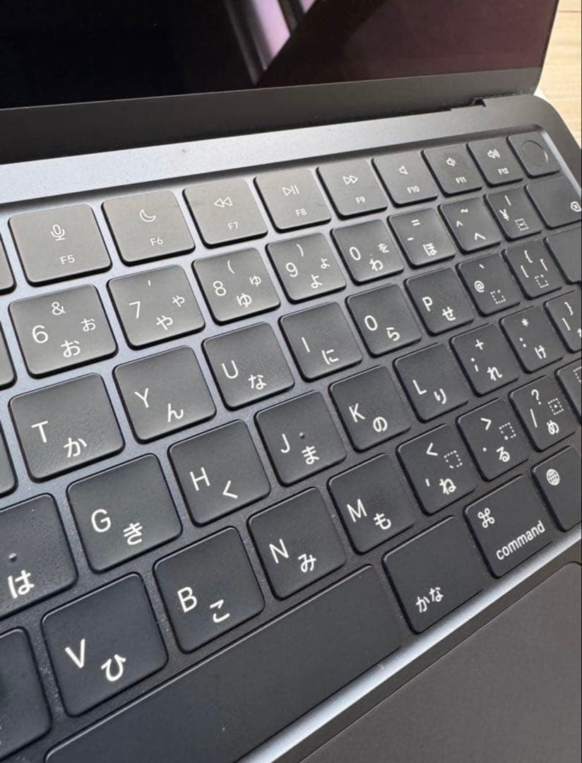 Apple MacBook Air M2 ミッドナイト