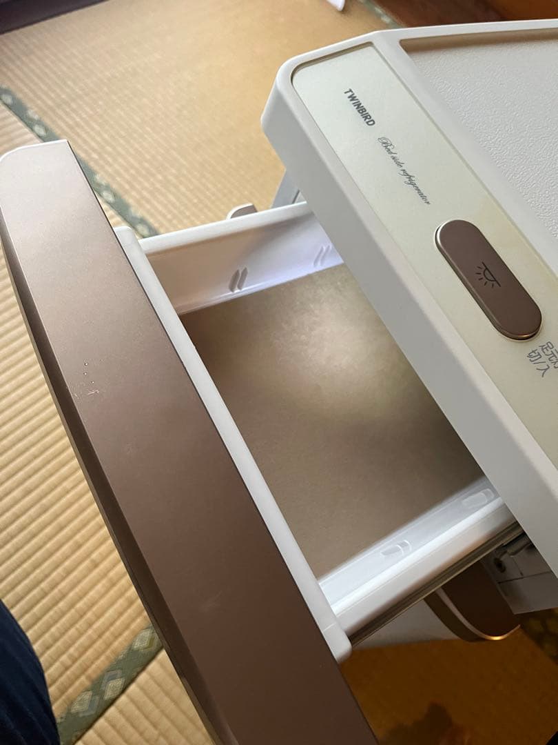 【新品】TWINBIRD ベッドサイド冷蔵庫 HR-D282