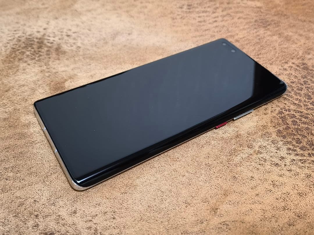 【極美品】HUAWEI Mate40 Pro ホワイト 白 8GB/256GB