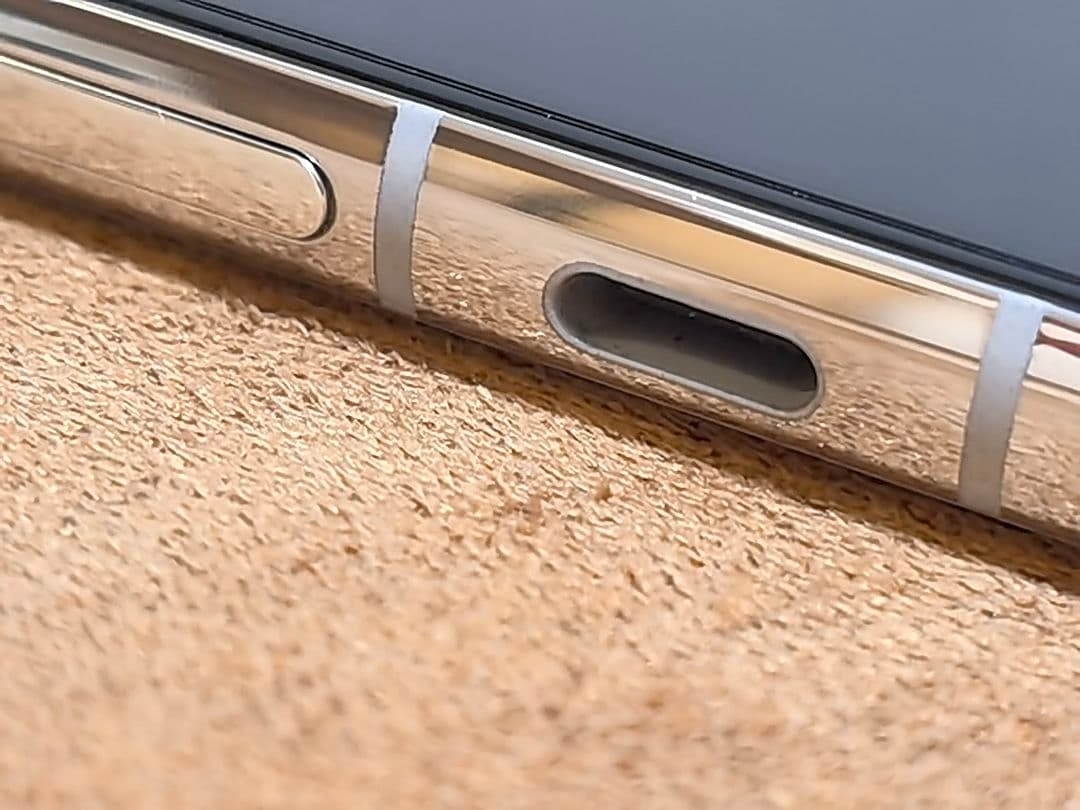 【極美品】HUAWEI Mate40 Pro ホワイト 白 8GB/256GB