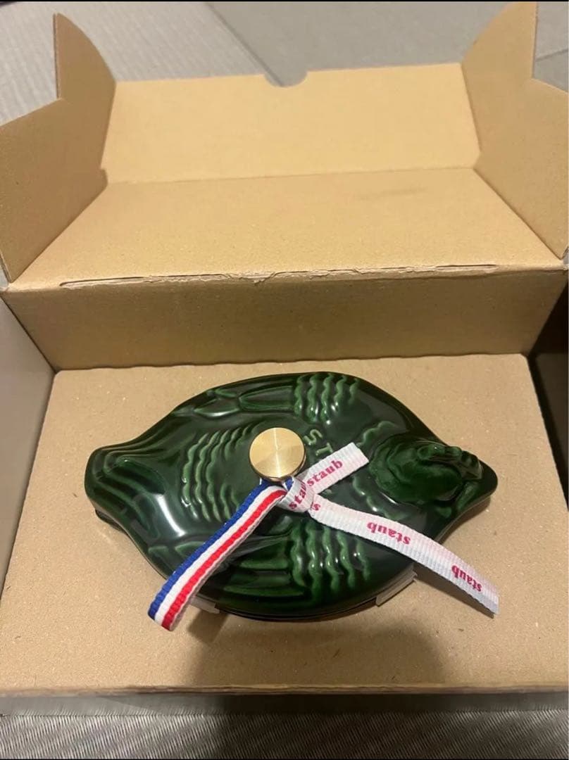 レア　ストウブ　スモールチキン 11 cm バジルグリーン