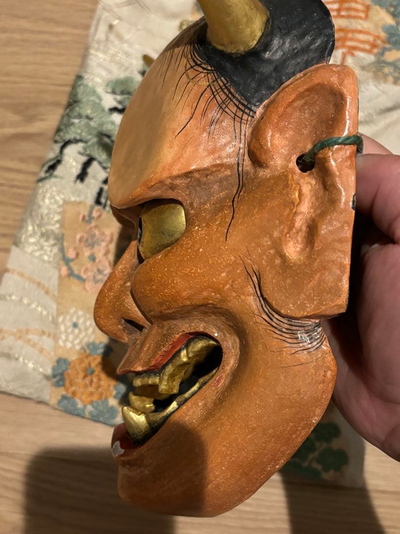 能面　木製 収納袋付き　手彫り　鬼　般若