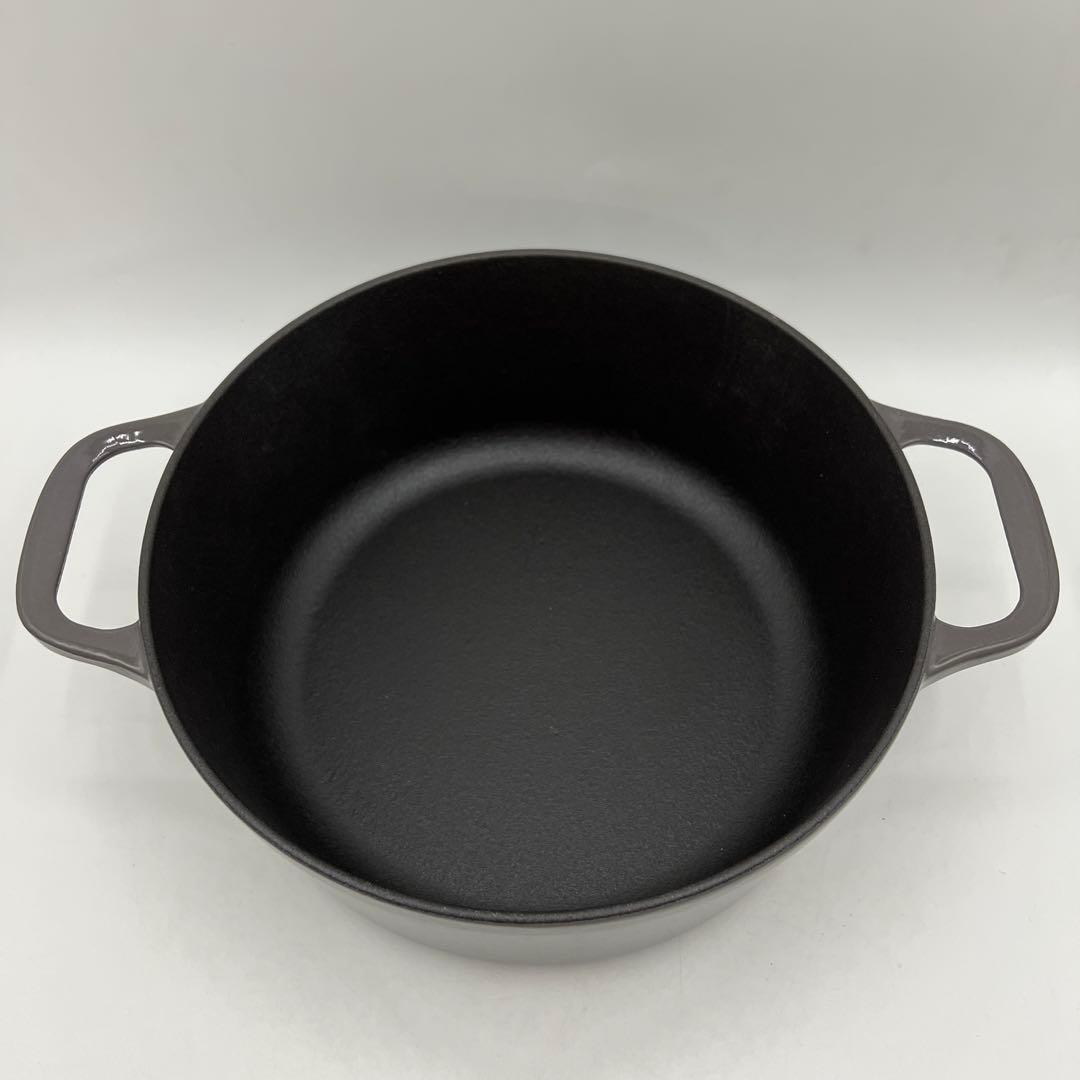 INVICTA アンヴィクタ キャセロール ホーロー鍋 22cm