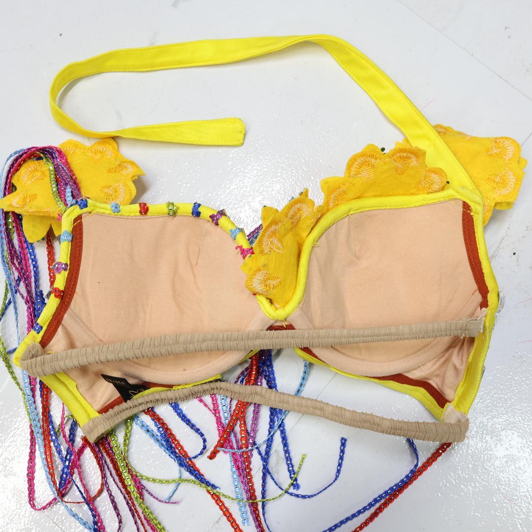 【ベリーダンス用 オリエンタル衣装】イエロー シルバーラメ多数 花コスチューム