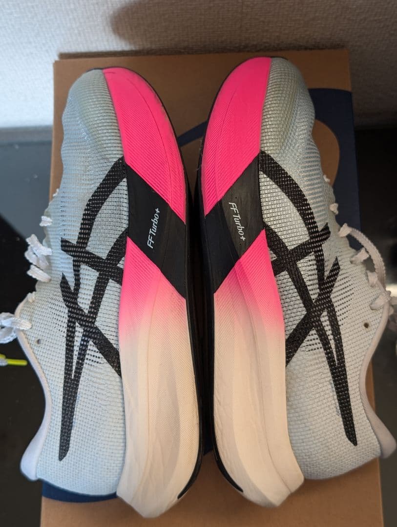 メタスピードエッジパリ 26.0cm