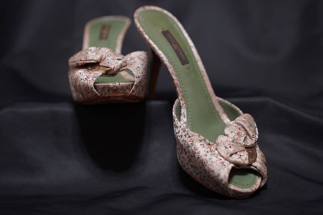 Louis Vuitton フローラル刺繍 ミュール サンダル 37サイズ