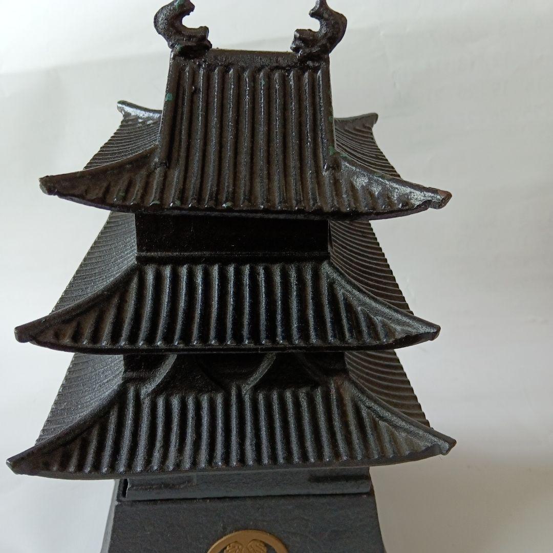 ミニチュア城　 鋳鉄製 黒色三重塔