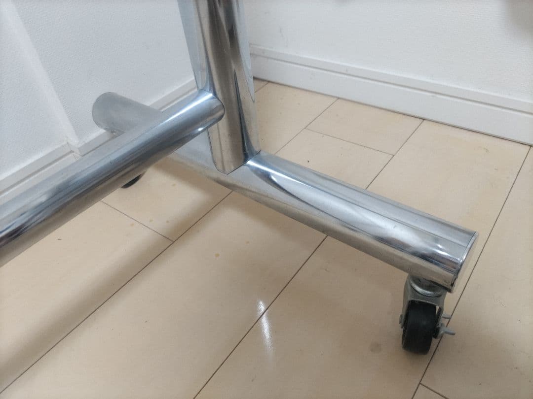 大きめのディスプレイハンガーラック　幅約120ｃm 高さ約160ｃｍ